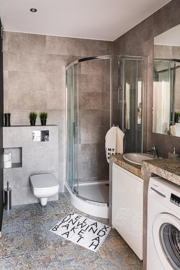 Apartament Dobre Miejsce 2 Ustrzyki Dolne Exteriör bild