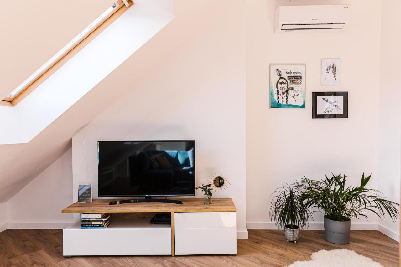 Apartament Dobre Miejsce 2 Ustrzyki Dolne Exteriör bild