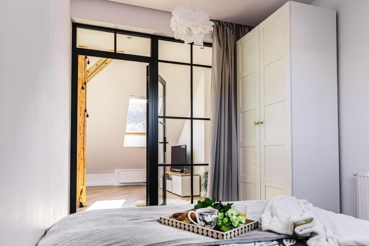 Apartament Dobre Miejsce 2 Ustrzyki Dolne Exteriör bild
